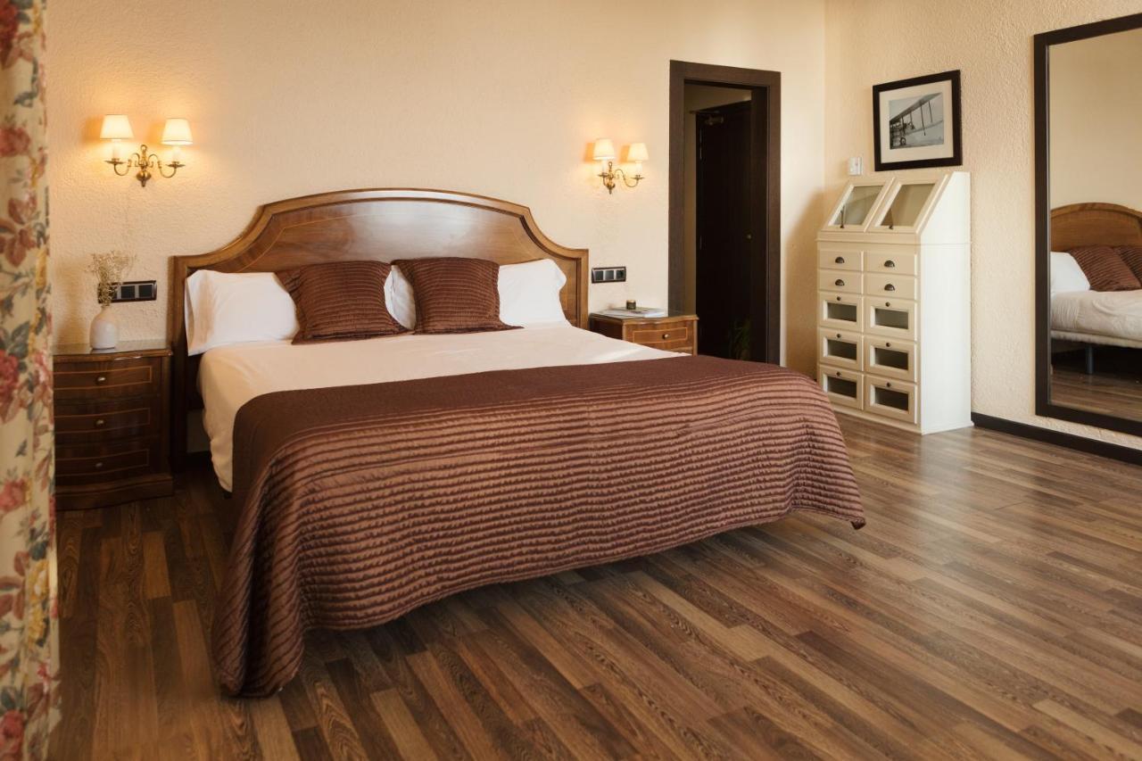 Hotel Roger De Flor By Seleqtta